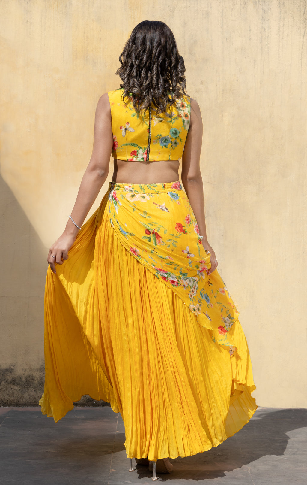 Flared draped yellow skirt set